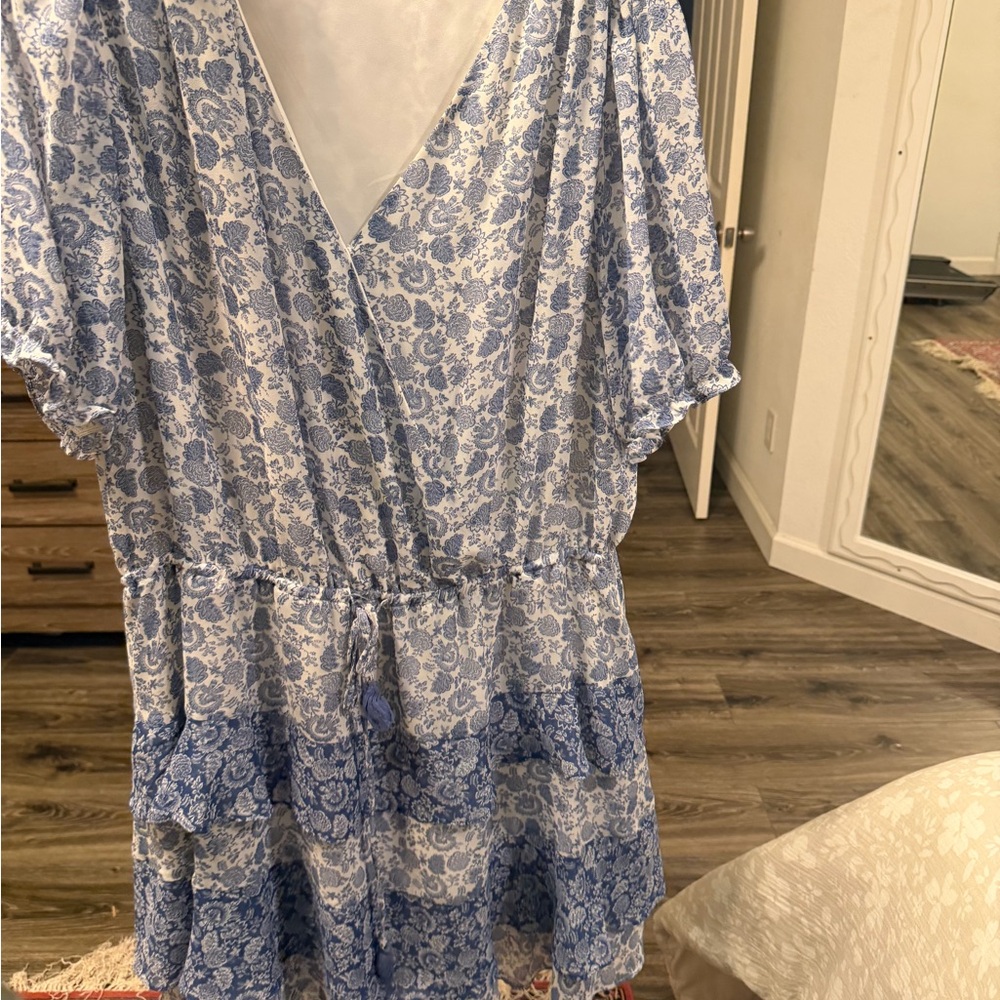 1 State Blue and White Floral Dress